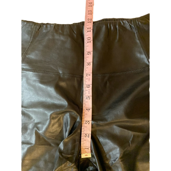 Wilfred Free Leggings Womens Medium Black Aritzia Daria Vegan Faux Leather M - Picture 4 of 8